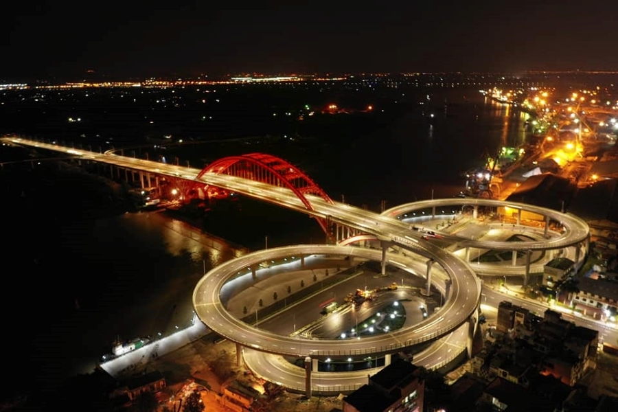 Cầu Hoàng Văn Thụ dẫn tới chung cư Vũ Yên