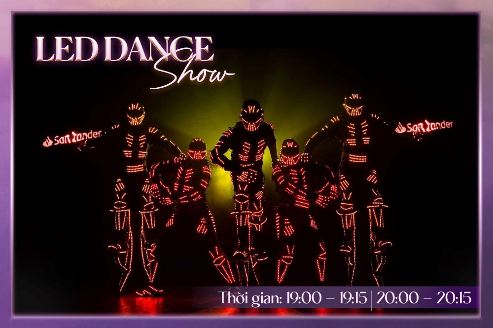 LED Dance Show tại lễ hội ánh sáng Royal Illumia Vũ Yên 2025